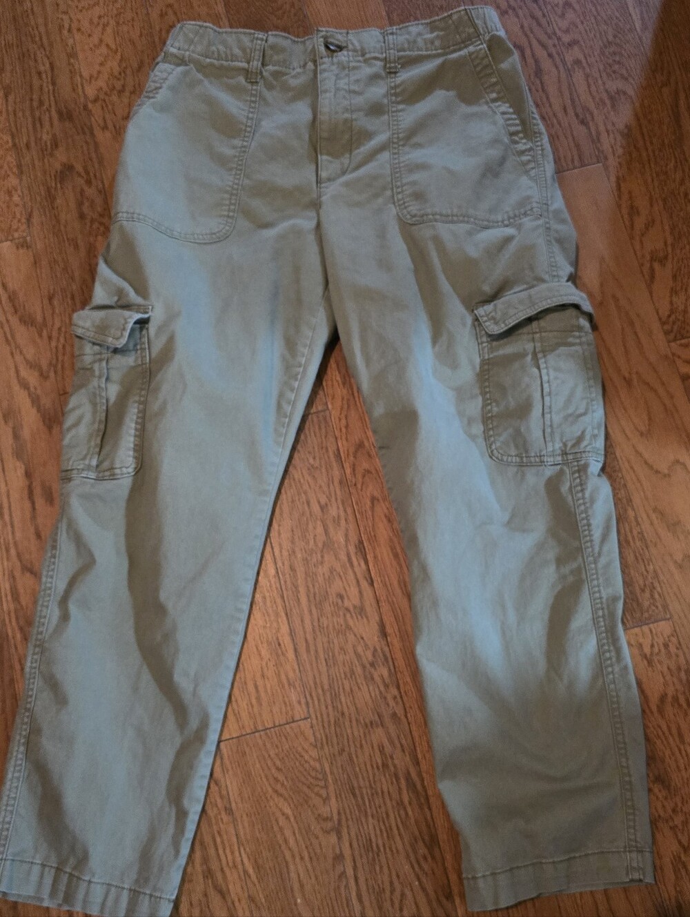 Women's Cargo Pants in Olive Green - Classic Utility Style